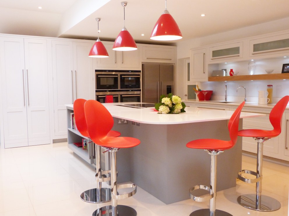 Family living in Surrey | Kitchen | Interior Designers